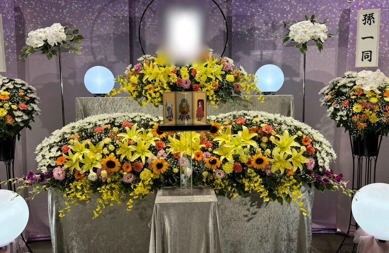 心に寄り添う葬儀を、経済的な選択肢で実現 | 神奈川県戸塚区の葬儀ならつながるお葬式